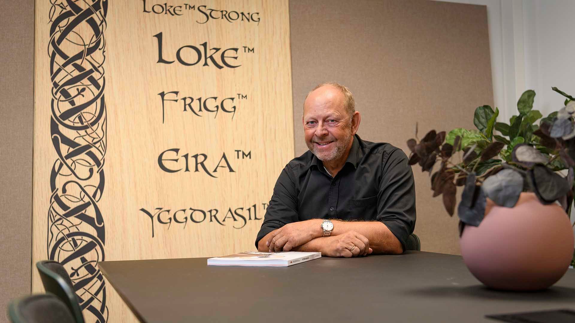 Det begynte med systemhimlinger – i dag leverer de «alt» av tak- og veggplater, bilder, bordskjerming og skillevegger. Foto: Markus Johannsson/Bitmap