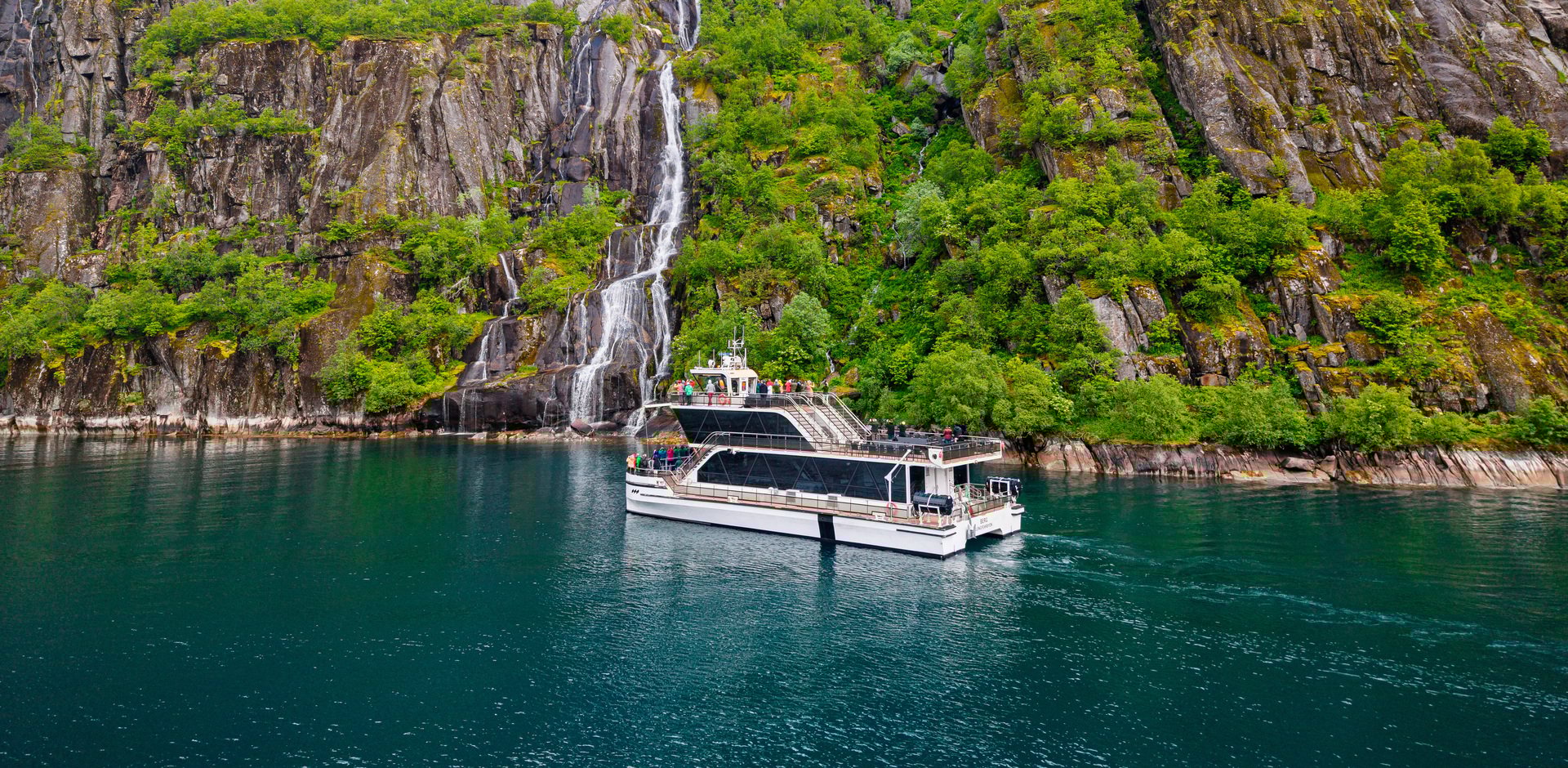 59892e8c-0921-47bb-9920-dc8bb9212a2f