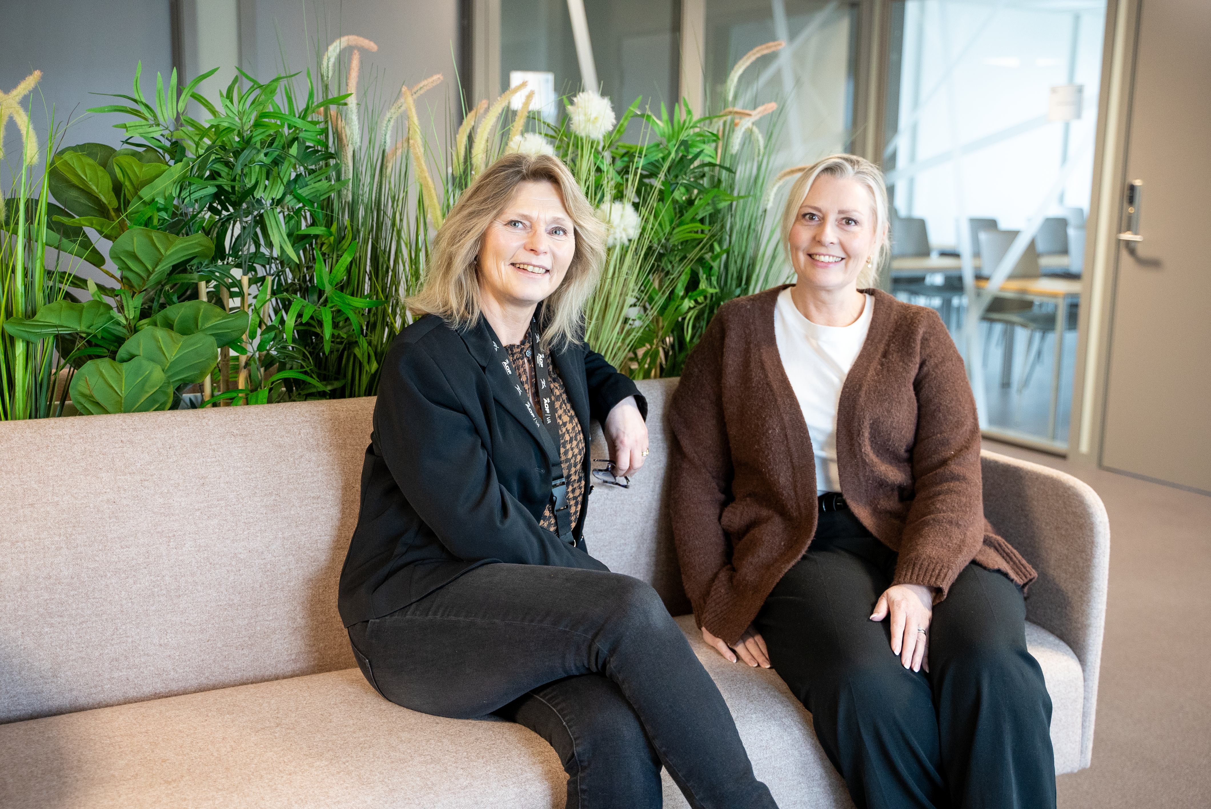 justert_bilde_av_ragnhild_og_cathrine-2